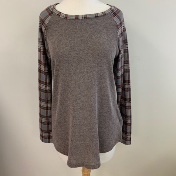 Plaid Houndstooth Baseball Tee - Picture 1 of 4